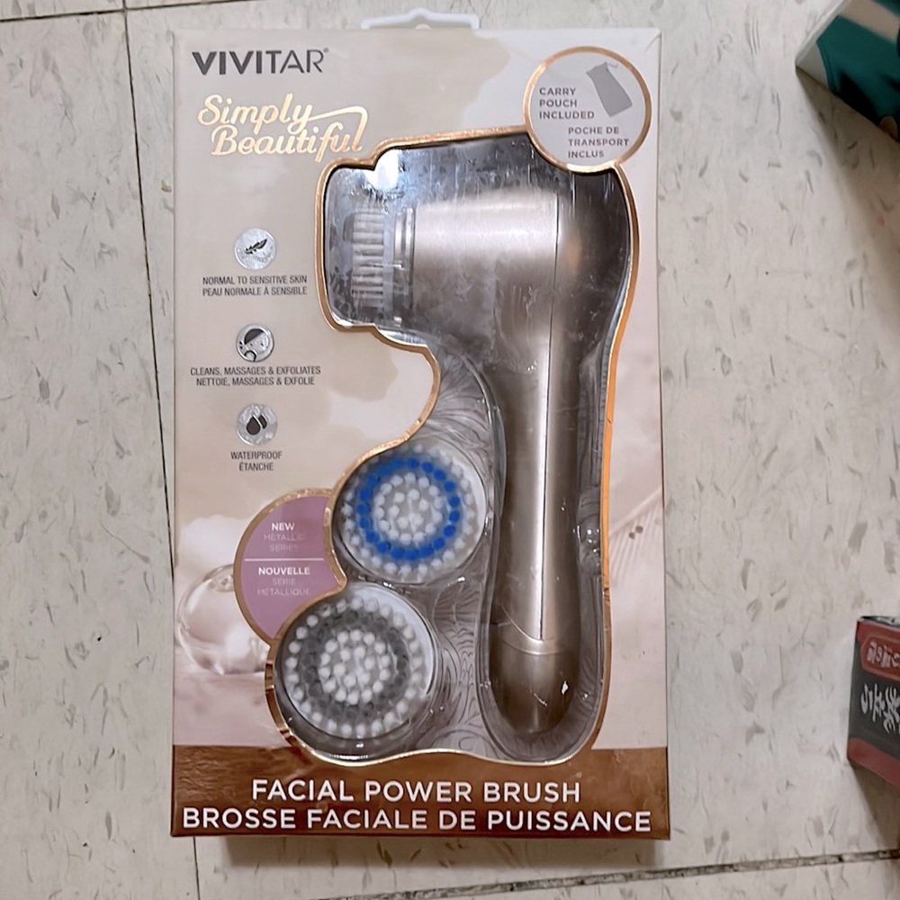 Facial power brush